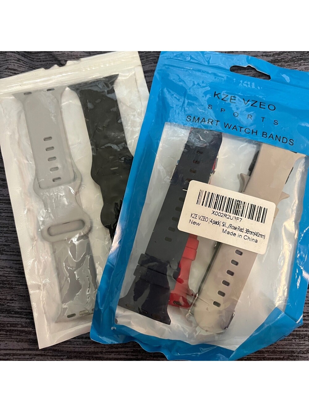 NEW Lot of 6 Sport Apple Smart Watch Bands (38mm/40mm) - Silicone Straps
